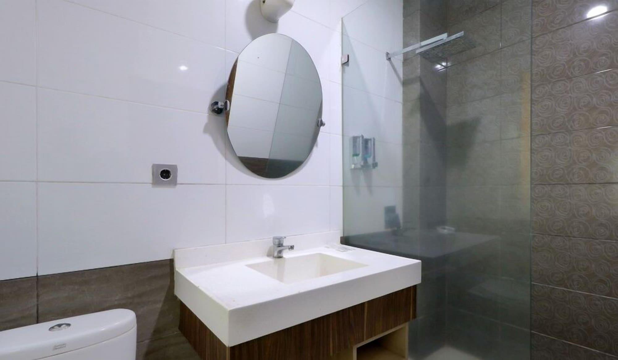 Mutiara Suites Jakarta Exterior foto