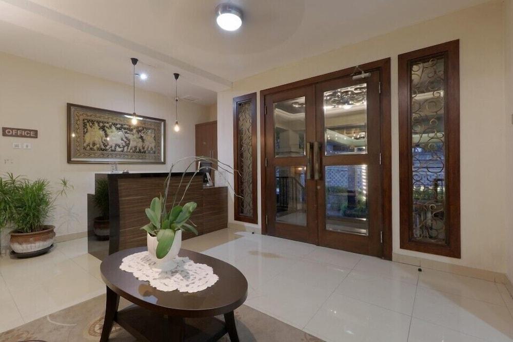 Mutiara Suites Jakarta Exterior foto