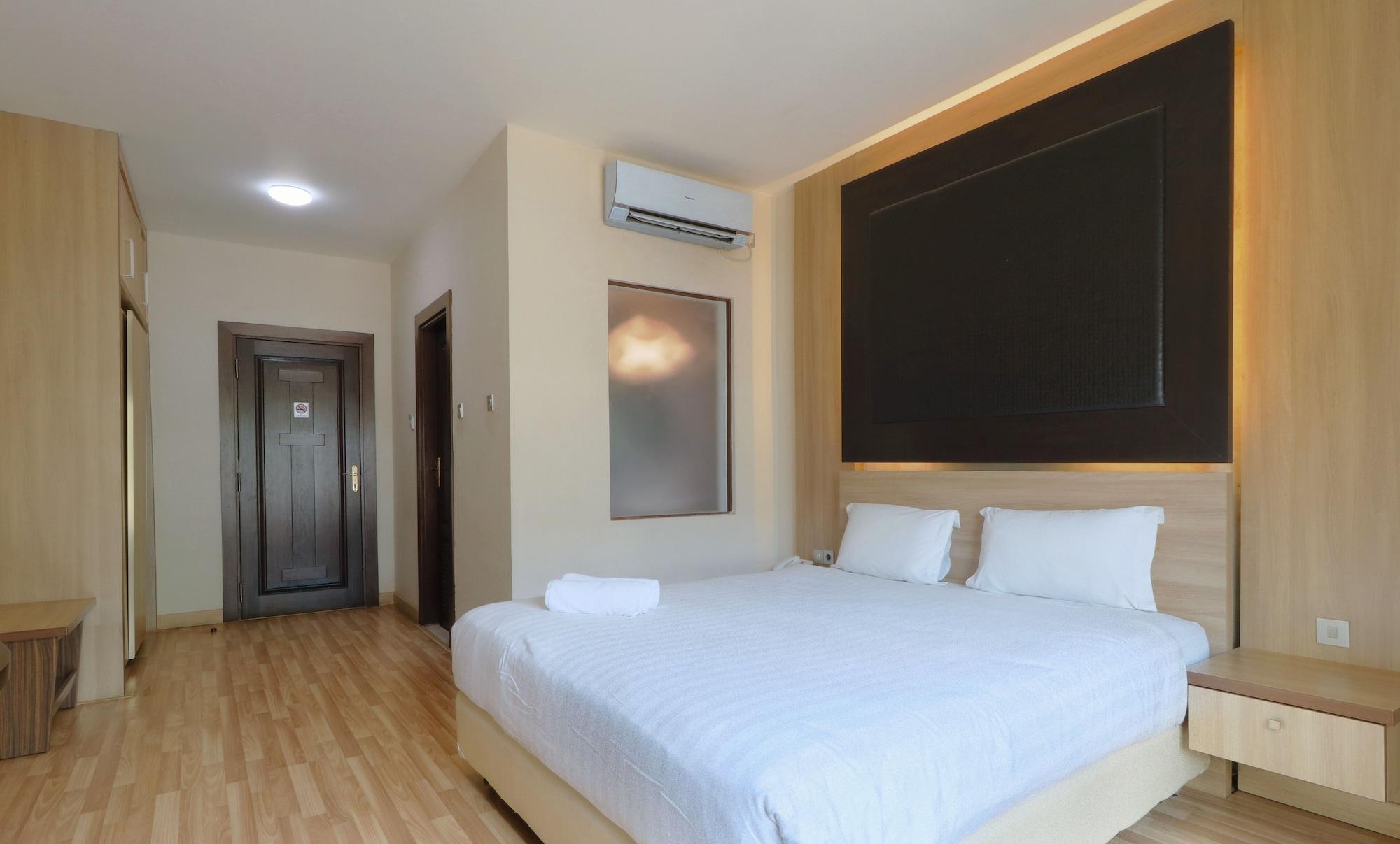 Mutiara Suites Jakarta Exterior foto