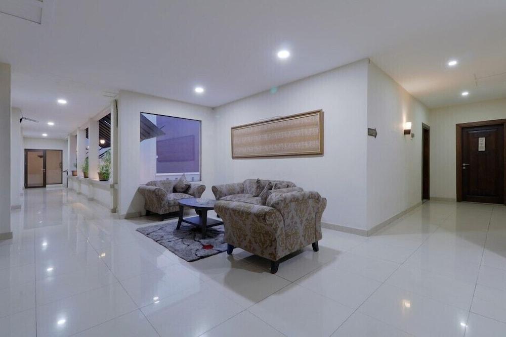 Mutiara Suites Jakarta Exterior foto